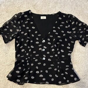 Wilfred flora top size small